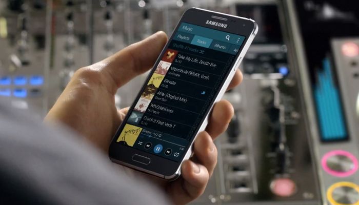 الهاتف الذكي الجديد Samsung Galaxy A4
